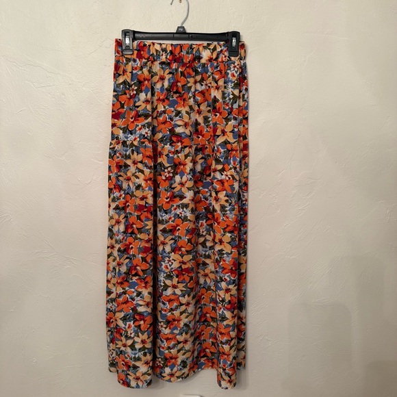 Shein Floral Multi-Color 2-piece set - Picture 2 of 5